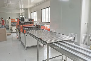 小小銀球獻(xiàn)禮改革開(kāi)放四十周年